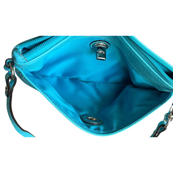 COACH Women's Small Teal Pebble Leather Silver Turnlock Top Zip Wristlet Classic - Picture 11 of 12